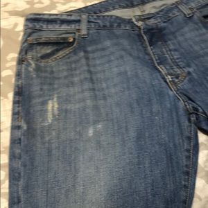 Very nice denim distressed jeans